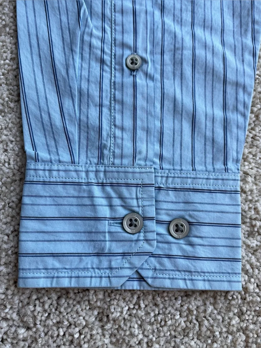 Banana Republic Men's Striped Long Sleeve Button-Down Shirt Medium